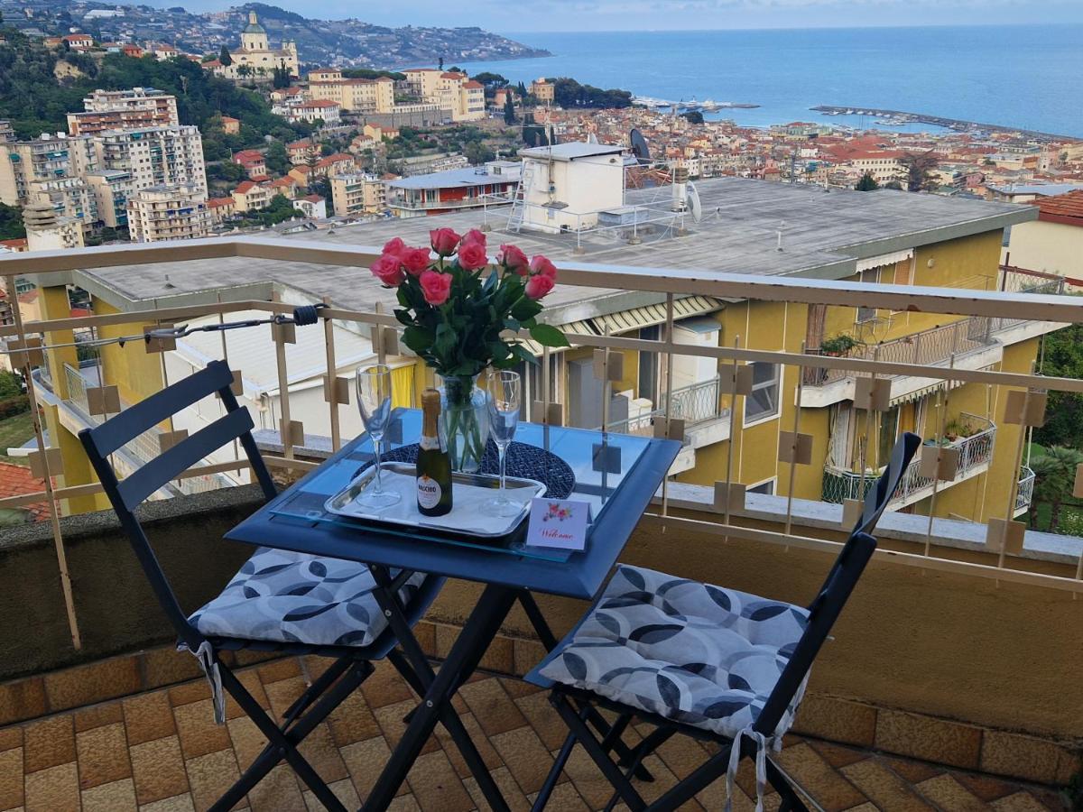 Il Paradiso Del Relax Private Room With Bathroom Parking サンレモ エクステリア 写真